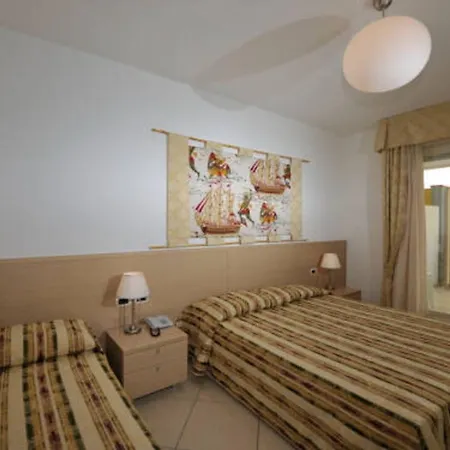 Sunny Beachfront With Pool And Bibione